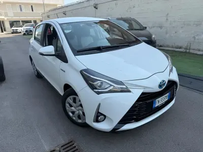 Usata Toyota Yaris Hybrid