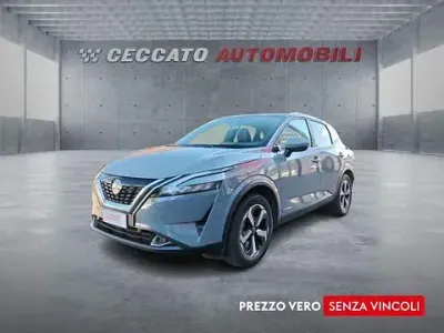 Usado Nissan Qashqai N-Connecta 158 CV (116 kW) 2023 Gris SUV