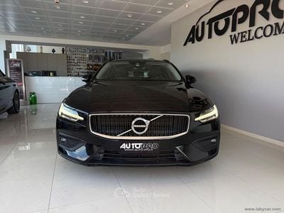 Usata Volvo V60 Business Edition 150 CV (110 kW) 2018 Nero Station wagon