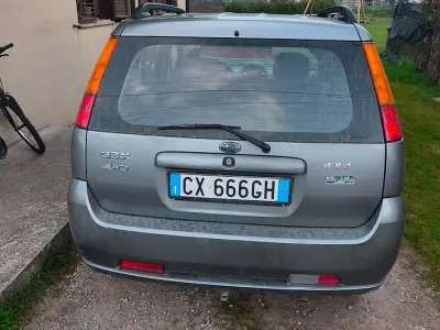 Usata Subaru Justy 94 CV (69 kW) 2005 Grigio Utilitaria