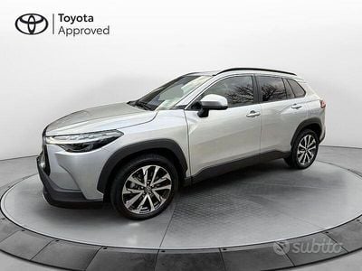Usata Toyota Corolla Cross Trend 140 CV (102 kW) 2025 Argento SUV