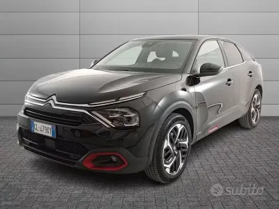 Usado Citroën C4 Feel 131 HP (96 kW) 2023 Preto SUV