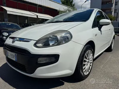 Usata Fiat Punto Evo Active 69 CV (50 kW) 2011 Bianco Utilitaria