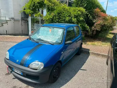 Usata Fiat 600 54 CV (39 kW) 2000 Bluazzurro Berlina