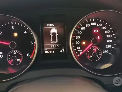 Usata VW Golf VI 105 CV (77 kW) 2011 Utilitaria