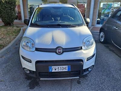 Usata Fiat Panda 4x4 S 85 CV (62 kW) 2019 Bianco Utilitaria
