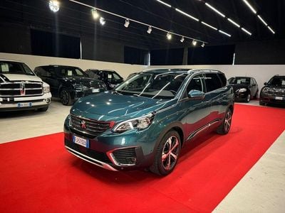 Usata Peugeot 5008 GT-line 130 CV (95 kW) 2017 Verde Station wagon