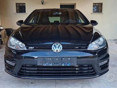 Nero Usata 2016 VW Golf R-line Berlina | 14.500 € (Buon prezzo)