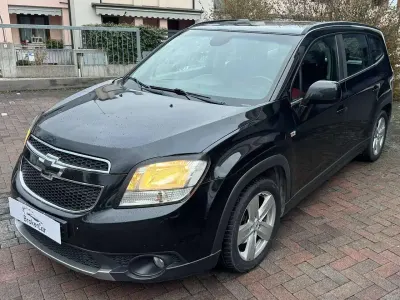 Usata Chevrolet Orlando LTZ 163 CV (119 kW) 2011 Nero Monovolume