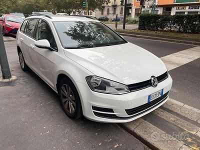 Usata VW Golf VII Highline 105 CV (77 kW) 2014 Bianco Station wagon