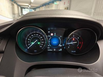 Usata Jaguar E-Pace 150 CV (110 kW) 2019 Nero SUV