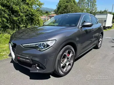 Usata Alfa Romeo Stelvio Executive 210 CV (154 kW) 2017 Grigio SUV