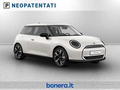 Nanuq white Nuova 2025 Mini Cooper SE Classic Utilitaria | 41.150 €