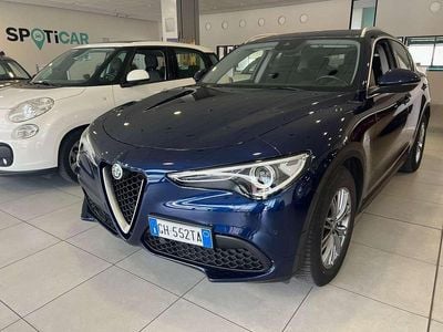 Usata Alfa Romeo Stelvio Business 160 CV (117 kW) 2022 Blu scuro met. SUV