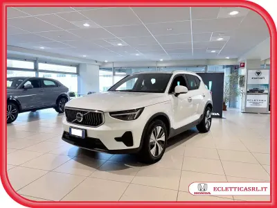 Usata Volvo XC40 Core 179 CV (131 kW) 2022 Bianco SUV