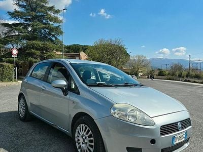 Usata Fiat Grande Punto 75 CV (55 kW) 2009 Utilitaria