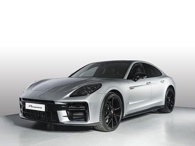 Nuova Porsche Panamera 4 469 CV (344 kW) 2026 Argento dolomite metallizzato Berlina