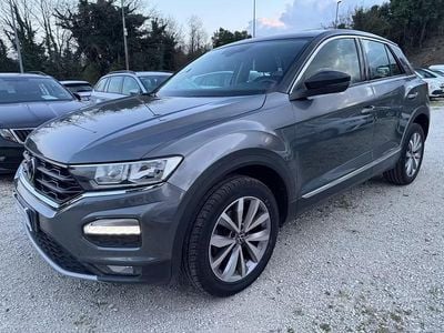 Usata VW T-Roc Style 110 CV (80 kW) 2021 Grigio SUV