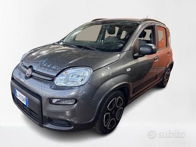 Usata Fiat Panda City Life 70 CV (51 kW) 2022 Grigio Utilitaria