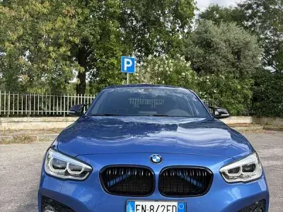 Usata BMW 116 Sport Line 116 CV (85 kW) 2018 Blu/azzurro Utilitaria