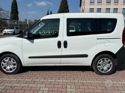 Occasion Fiat Doblò S 95 ch (69 kW) 2019 Blanc Monospace