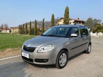 Usata Skoda Roomster 64 CV (47 kW) 2009 Beige Monovolume