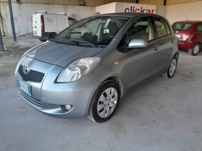 usata Toyota Yaris 2ª serie 1.0 5 porte Sol