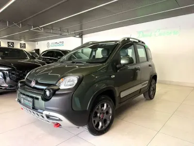 Usata Fiat Panda Cross Cross 80 CV (58 kW) 2015 Verde Utilitaria