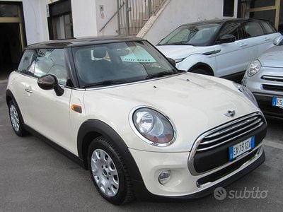 Usata Mini Cooper D 116 CV (85 kW) 2014 Beige Utilitaria