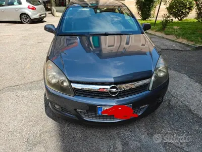 Usata Opel Astra GTC 82 CV (60 kW) 2008 Bluazzurro Coupé