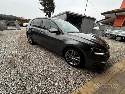 Usata VW Golf VII Executive 156 CV (114 kW) 2017 Grigio Utilitaria
