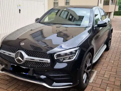Usata Mercedes GLC220 Premium 194 CV (142 kW) 2020 Nero SUV
