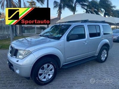 Usata Nissan Pathfinder SE 174 CV (127 kW) 2006 Grigio SUV