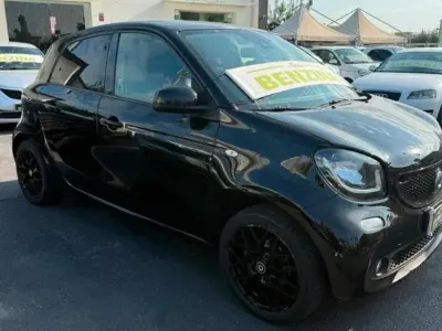 Usata Smart ForFour Prime 90 CV (66 kW) 2016 Utilitaria