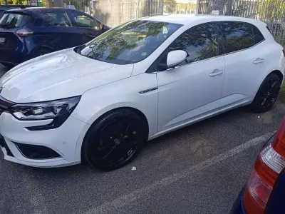 Usata Renault Mégane IV Bose Edition 110 CV (80 kW) 2016 Berlina
