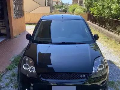Usata Ford Fiesta 75 CV (55 kW) 2008 Nero Utilitaria