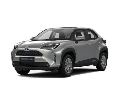 Begagnad Toyota Yaris Cross Lounge 116 HK (85 kW) 2022 Silver SUV