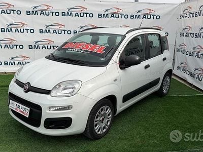 Usata Fiat Panda Easy 95 CV (69 kW) 2015 Bianco Utilitaria