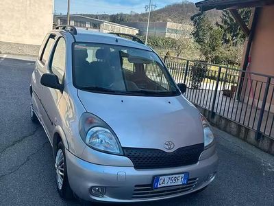 Usata Toyota Yaris Verso 2003 Monovolume