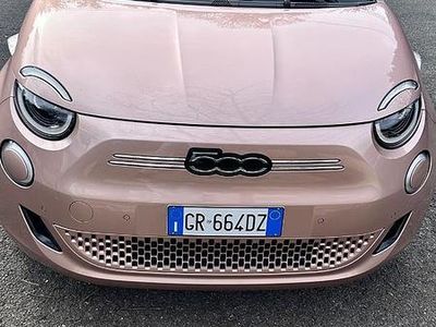 Second-hand Fiat 500e 69 kW (95 CP) 2023 Berlinǎ