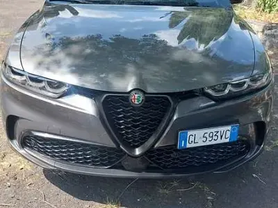 Usata Alfa Romeo Tonale Edizione Speciale 160 CV (117 kW) 2023 Grigio SUV