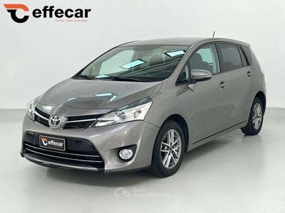 Grigio Usata 2015 Toyota Verso Active Monovolume | 8900 € (Ottimo prezzo)