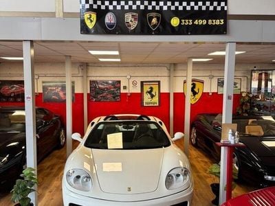 Usata Ferrari 360 400 CV (294 kW) 2005 Bianco Cabrio