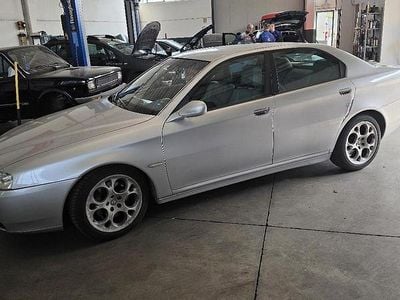 Usata Alfa Romeo 166 185 CV (136 kW) 2007 Grigio Berlina