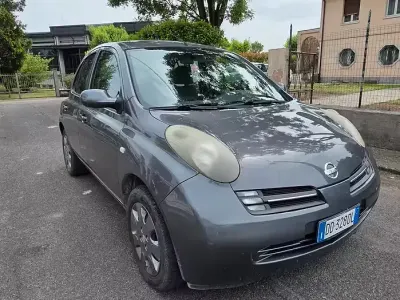 Second-hand Nissan Micra 65 CP (47 kW) 2005 Negru Hatchback