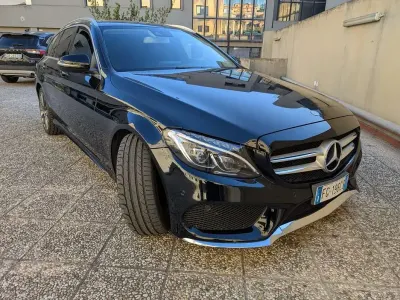 Usata Mercedes C220 Premium 170 CV (125 kW) 2016 Nero Station wagon