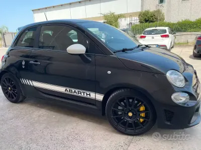 Usata Abarth 595 70th Anniversary 180 CV (132 kW) 2020 Nero Berlina