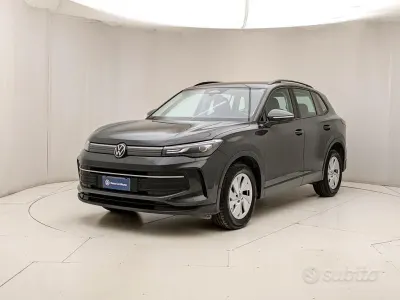 Usata VW Tiguan Life 150 CV (110 kW) 2024 Grigio SUV