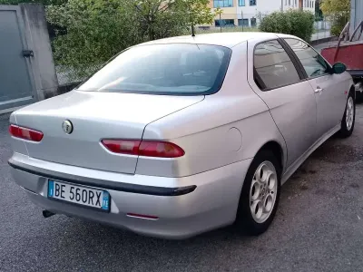 Usata Alfa Romeo 156 144 CV (105 kW) 1999 Grigio Berlina