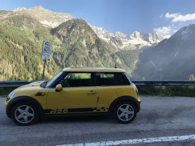 Usata Mini Cooper Pepper 120 CV (88 kW) 2008 Giallo Utilitaria